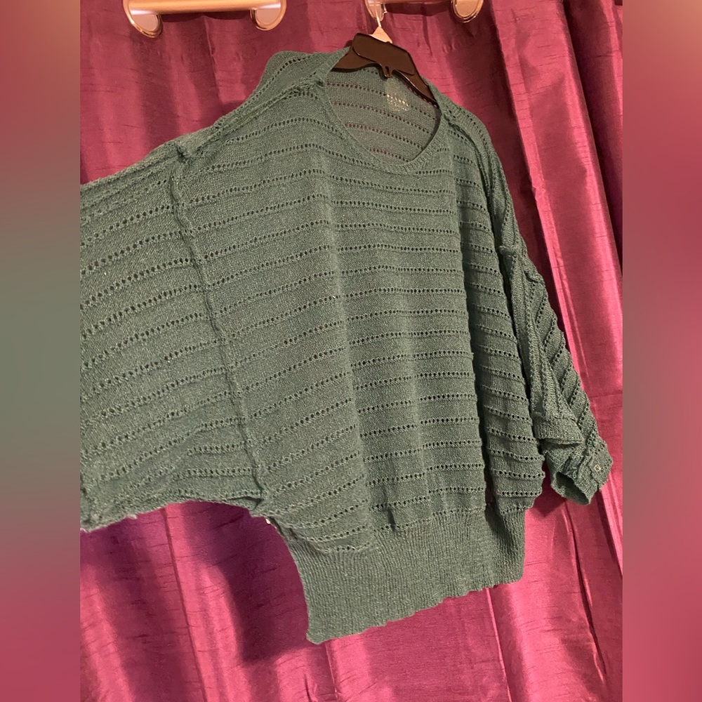Plus size batwing top